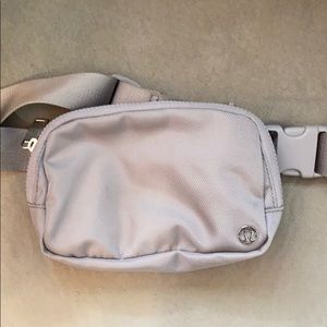 Everywhere belt bag